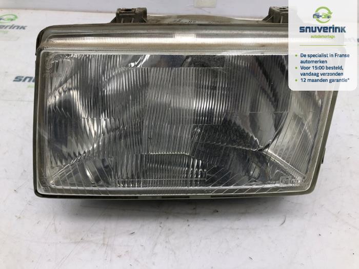 Używane Reflektor lewy Renault R21 Cena na żądanie oferowane przez Snuverink Autodemontage