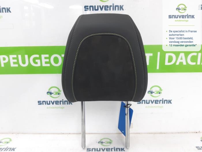 Begagnade Nackstöd Peugeot 2008 (UD/UK/UR/US/UX) 1.2 VTi 12V PureTech 130 Pris € 61,20 Marginaltabell erbjuds av Snuverink Autodemontage