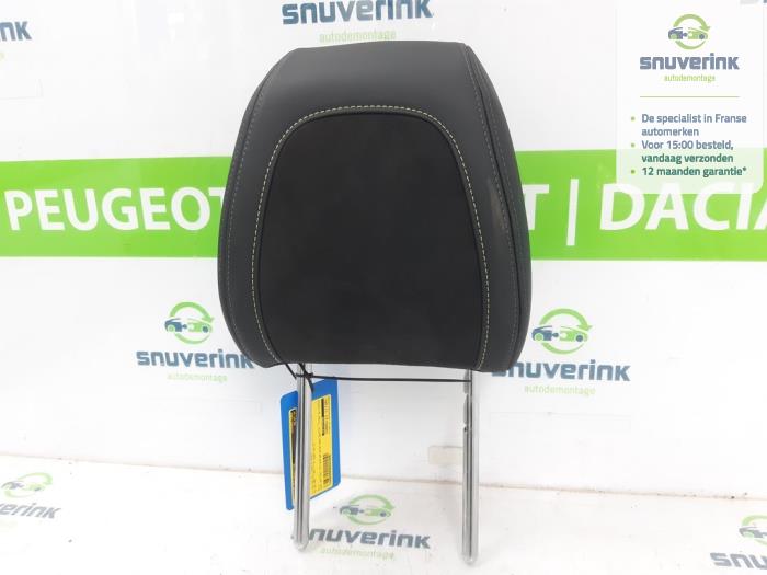 Begagnade Nackstöd Peugeot 2008 (UD/UK/UR/US/UX) 1.2 VTi 12V PureTech 130 Pris € 61,20 Marginaltabell erbjuds av Snuverink Autodemontage