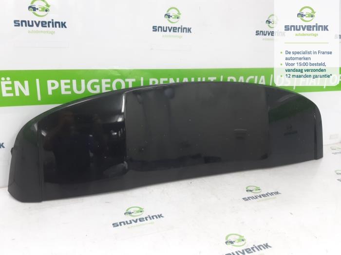 Używane Spojler Peugeot 2008 (UD/UK/UR/US/UX) 1.2 VTi 12V PureTech 130 Cena € 223,25 Procedura marży oferowane przez Snuverink Autodemontage