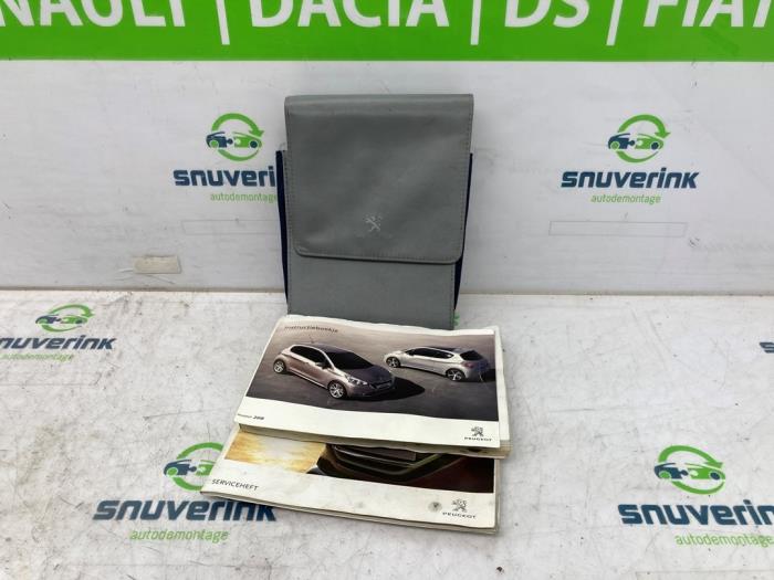 Używane Instrukcja Peugeot 208 I (CA/CC/CK/CL) 1.0 Vti 12V PureTech Cena € 26,77 Procedura marży oferowane przez Snuverink Autodemontage