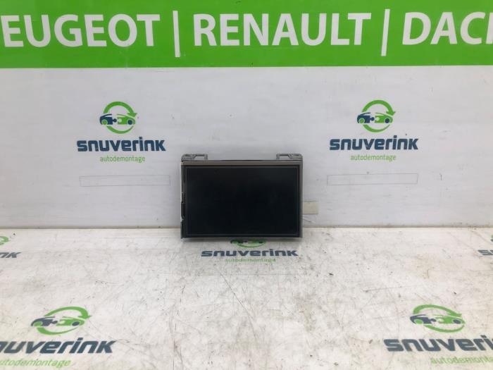Begagnade Innerdisplay Peugeot 2008 (CU) 1.2 12V e-THP PureTech 130 Pris € 150,00 Marginaltabell erbjuds av Snuverink Autodemontage