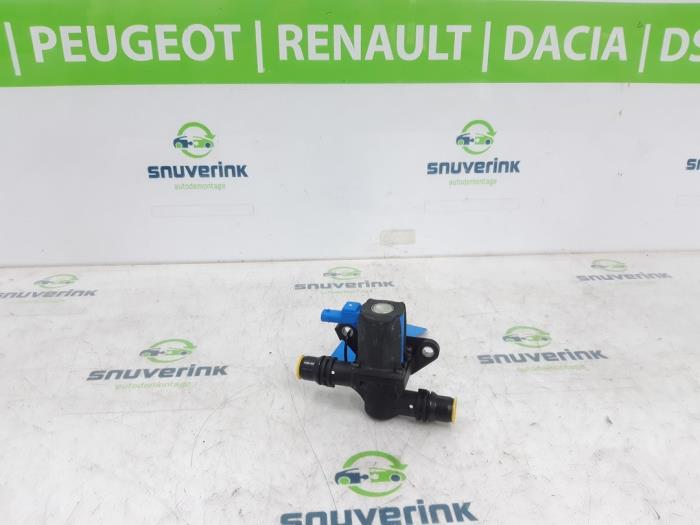 Usagé Pompe à eau Peugeot 208 II (UB/UH/UP) e-208 50 kWh Prix € 42,35 Prix TTC proposé par Snuverink Autodemontage
