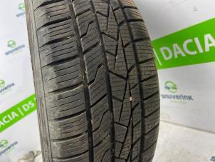 Opona z Nissan Qashqai (J11) 1.2 DIG-T 16V