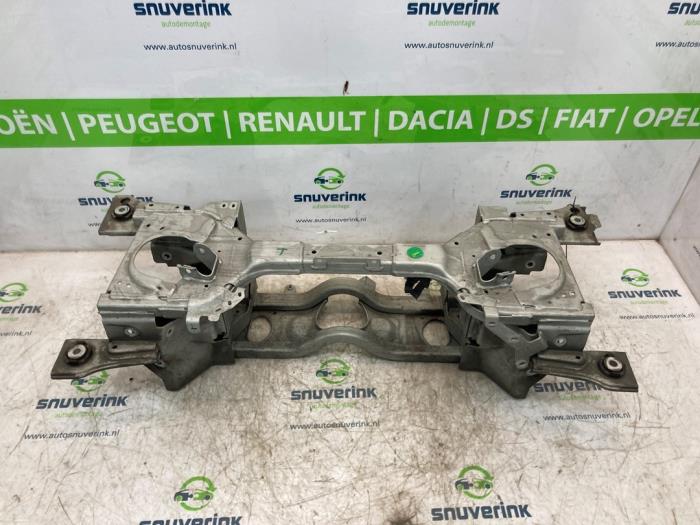 Usados Subchasis DS Automobiles DS 7 1.6 16V E-Tense 300 4x4 Precio € 423,50 IVA incluido ofrecido por Snuverink Autodemontage