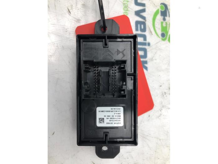 Used Computer, miscellaneous DS Automobiles DS 7 1.6 16V E-Tense 300 4x4 Price € 55,54 Inclusive VAT offered by Snuverink Autodemontage