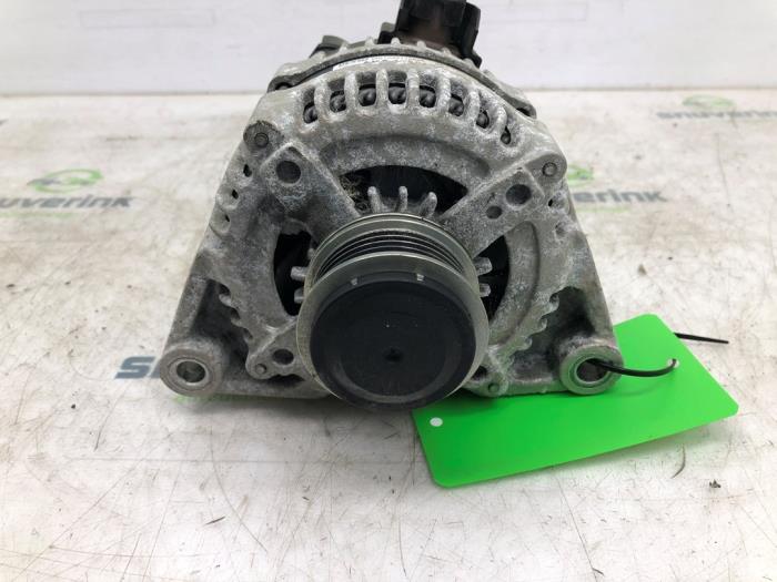 Begagnade Dynamo Opel Corsa E 1.4 16V Pris € 24,98 Marginaltabell erbjuds av Snuverink Autodemontage
