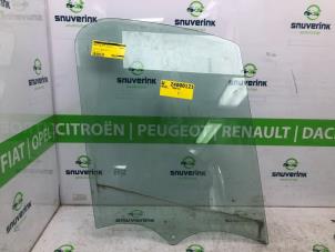 Begagnade Dörrfönster, 2-dörrars, höger Renault Trafic (1FL/2FL/3FL/4FL) 1.6 dCi 125 Twin Turbo Pris € 91,96 Inklusive moms erbjuds av Snuverink Autodemontage
