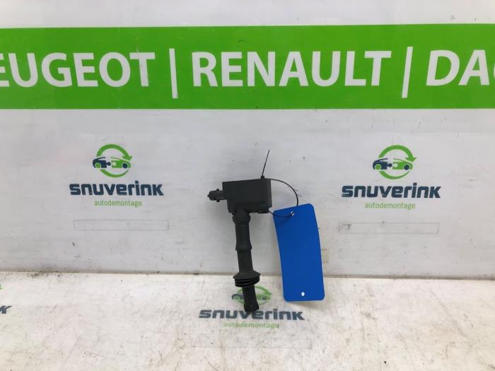 Gebrauchte Zündspule Peugeot 3008 II (M4/MC/MJ/MR) 1.2 12V e-THP PureTech 130 Preis € 25,50 Margenregelung angeboten von Snuverink Autodemontage