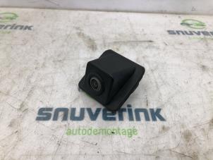 Begagnade Backkamera Peugeot 3008 II (M4/MC/MJ/MR) 1.2 12V e-THP PureTech 130 Pris € 50,00 Marginaltabell erbjuds av Snuverink Autodemontage