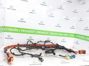 Usados Cable HV (alto voltaje) Peugeot 3008 II (M4/MC/MJ/MR) 1.6 16V HYbrid 225 Precio € 120,00 Norma de margen ofrecido por Snuverink Autodemontage