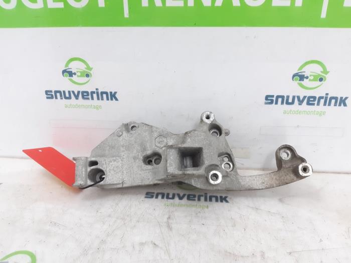 Usagé Support dynamo haut Citroen C3 Aircross I (2C/2R) 1.2 e-THP PureTech 110 Prix € 29,98 Règlement à la marge proposé par Snuverink Autodemontage