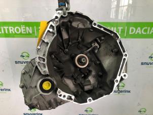 Used Gearbox Renault Twingo III (AH) 1.0 SCe 70 12V Price € 400,00 Margin scheme offered by Snuverink Autodemontage