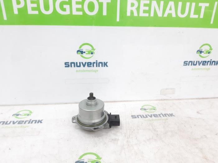 Używane Silownik sprzegla Renault Captur II (RJB) 1.3 Mild Hybrid 140, TCe 140 16V Cena € 325,11 Procedura marży oferowane przez Snuverink Autodemontage