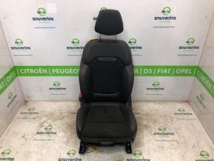 Usados Asiento izquierda Renault Kadjar (RFEH) 1.3 TCE 160 FAP 16V Precio € 399,98 Norma de margen ofrecido por Snuverink Autodemontage