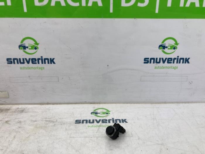 Usados Sensor PDC Renault Twingo III (AH) 1.0 SCe 70 12V Precio € 30,00 Norma de margen ofrecido por Snuverink Autodemontage