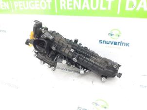 Begagnade Insugsrör Renault Megane IV Estate (RFBK) 1.3 TCE 115 16V Pris € 125,00 Marginaltabell erbjuds av Snuverink Autodemontage