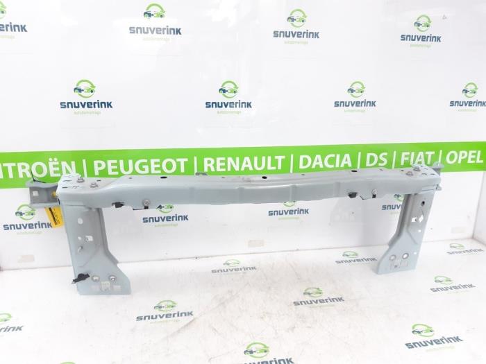 Begagnade Front Renault Twingo III (AH) 1.0 SCe 70 12V Pris € 122,40 Marginaltabell erbjuds av Snuverink Autodemontage