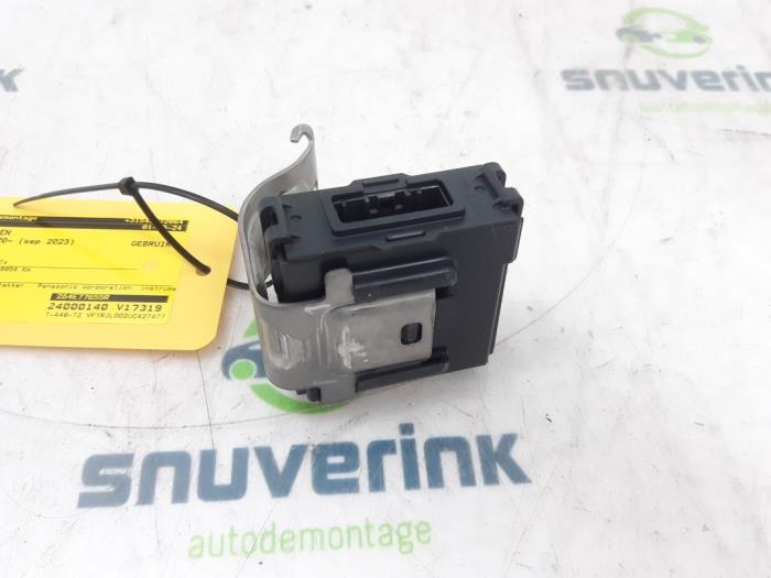 Usagé Ordinateur divers Renault Arkana (RJLL) 1.3 Mild Hybrid 160 16V Prix € 326,70 Prix TTC proposé par Snuverink Autodemontage