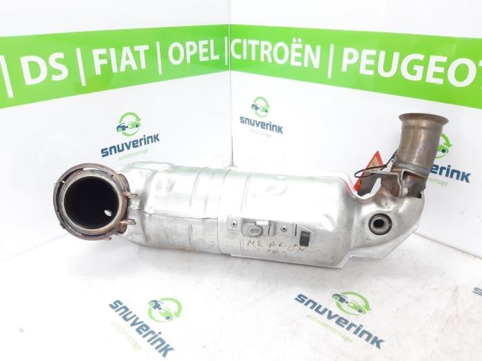 Używane Katalizator Peugeot 2008 (UD/UK/UR/US/UX) 1.2 VTi 12V PureTech 130 Cena € 611,96 Z VAT oferowane przez Snuverink Autodemontage