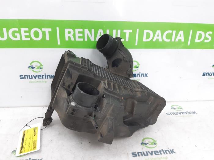 Begagnade Luftfilterhus Dacia Logan MCV II/III/Sandero Wagon 0.9 TCE 12V LPG Pris € 25,48 Marginaltabell erbjuds av Snuverink Autodemontage