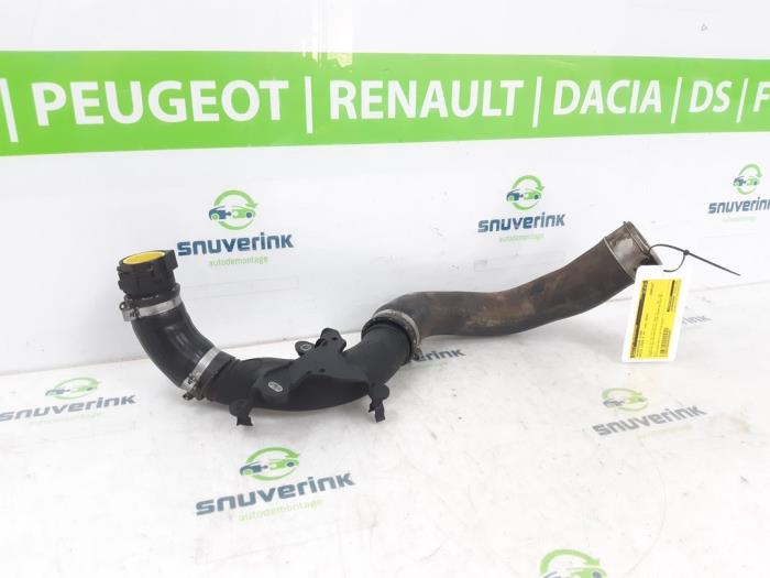 Gebrauchte Intercooler Schlauch Dacia Logan MCV II/III/Sandero Wagon 0.9 TCE 12V LPG Preis € 26,77 Margenregelung angeboten von Snuverink Autodemontage