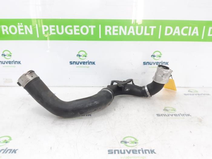 Gebrauchte Intercooler Schlauch Renault Clio IV Estate/Grandtour (7R) 0.9 Energy TCE 12V Preis € 26,77 Margenregelung angeboten von Snuverink Autodemontage