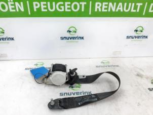 Usados Cinturón de seguridad izquierda detrás Peugeot 308 SW (L4/L9/LC/LJ/LR) 1.6 BlueHDi 120 Precio € 35,00 Norma de margen ofrecido por Snuverink Autodemontage