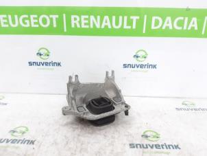 Begagnade Fäste, växellåda Renault Trafic (1FL/2FL/3FL/4FL) 1.6 dCi 115 Pris € 36,30 Inklusive moms erbjuds av Snuverink Autodemontage