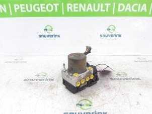 ABS Pumpe van een Fiat Ducato (250) 2.3 D 120 Multijet 2011