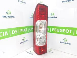Używane Tylne swiatlo pozycyjne lewe Fiat Ducato (250) 2.3 D 120 Multijet Cena € 78,64 Z VAT oferowane przez Snuverink Autodemontage