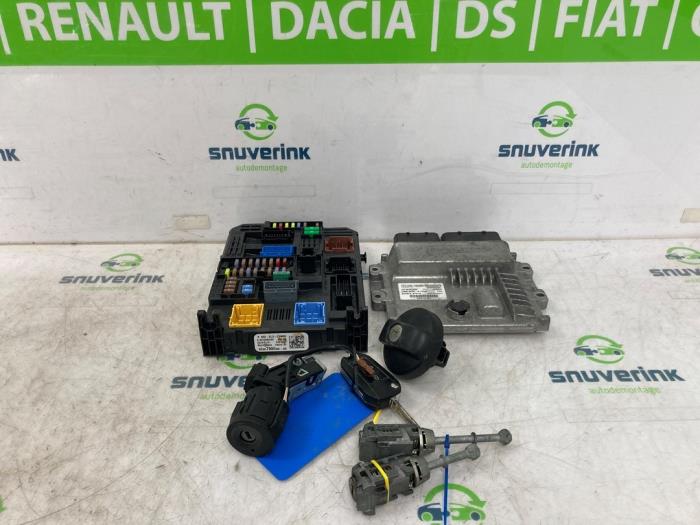 Gebrauchte Steuergerät Motormanagement Peugeot Expert (V1/VA/VB/VE/VF/VT/VY) 2.0 Blue HDi 150 16V Preis € 393,25 Mit Mehrwertsteuer angeboten von Snuverink Autodemontage