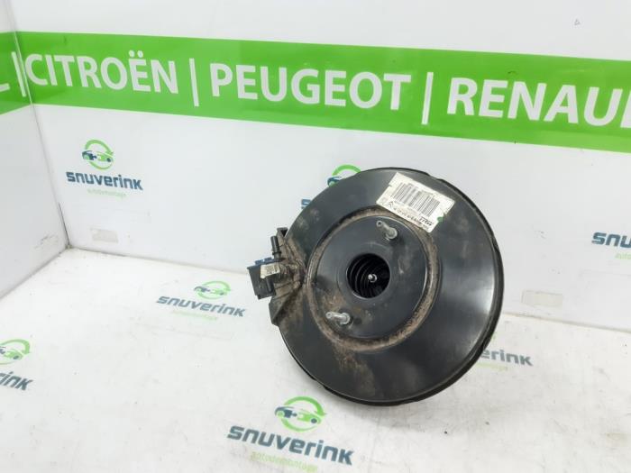 Usagé Servo frein Citroen C3 Aircross I (2C/2R) 1.2 e-THP PureTech 110 Prix € 56,57 Prix TTC proposé par Snuverink Autodemontage