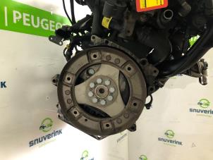 Engine from a Citroën C5 III Tourer (RW) 2.0 HDiF 16V 2009