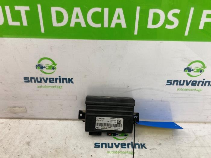 Begagnade PDC-modul Peugeot Partner (GC/GF/GG/GJ/GK) 1.6 BlueHDi 100 Pris € 36,30 Inklusive moms erbjuds av Snuverink Autodemontage