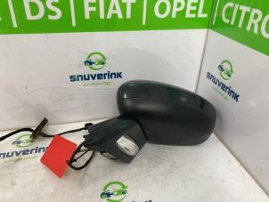 Used Wing mirror, left Citroen C5 III Tourer (RW) 2.0 HDiF 16V Price € 151,25 Inclusive VAT offered by Snuverink Autodemontage