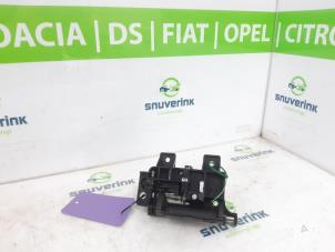 Gebrauchte Türgriff 4-türig rechts hinten Fiat 500e (332) 42 kWh 3+1 Preis € 30,00 Margenregelung angeboten von Snuverink Autodemontage