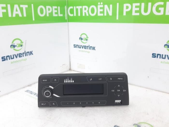 Begagnade Innerdisplay Citroen Berlingo 1.5 BlueHDi 100 Pris € 108,90 Inklusive moms erbjuds av Snuverink Autodemontage