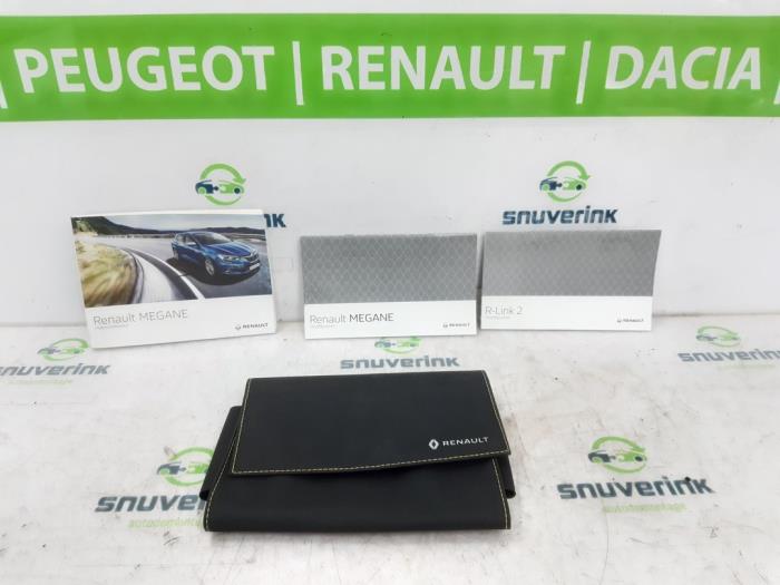 Używane Instrukcja Renault Megane IV Estate (RFBK) 1.5 Energy dCi 110 Cena € 40,50 Procedura marży oferowane przez Snuverink Autodemontage