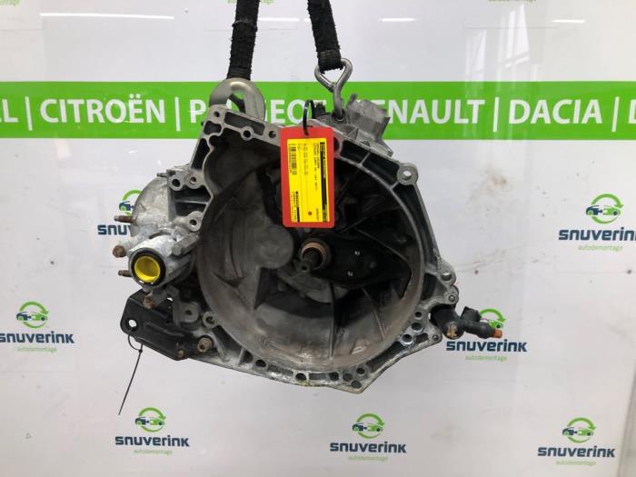 Gebrauchte Getriebe Citroen Jumpy 1.6 Blue HDi 95 Preis € 1.149,50 Mit Mehrwertsteuer angeboten von Snuverink Autodemontage