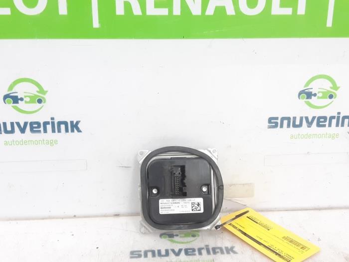 Używane Modułowy reflektor LED Renault Clio IV Estate/Grandtour (7R) 0.9 Energy TCE 12V Cena € 36,00 Procedura marży oferowane przez Snuverink Autodemontage