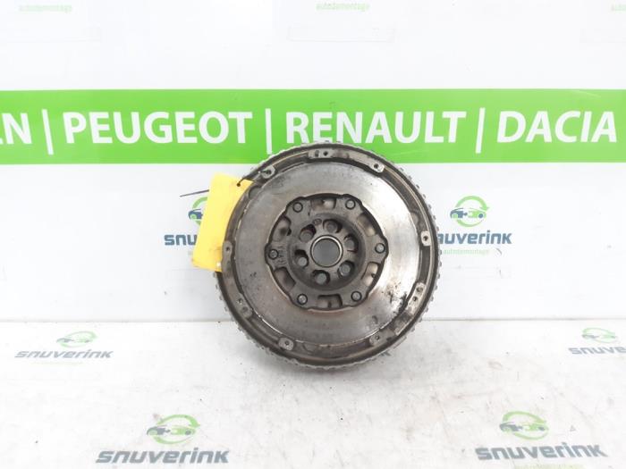 Used Flywheel Renault Captur II (RJB) 1.3 Mild Hybrid 140, TCe 140 16V Price € 193,60 Inclusive VAT offered by Snuverink Autodemontage