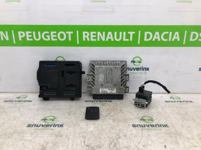 Used Engine management computer Renault Scénic III (JZ) 1.5 dCi 110 Price € 195,98 Margin scheme offered by Snuverink Autodemontage