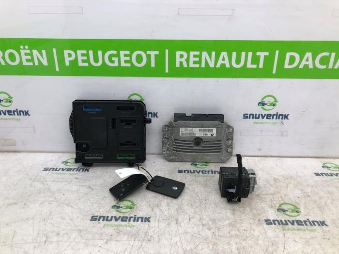 Used Engine management computer Renault Scénic III (JZ) 1.6 16V Bifuel Price € 195,98 Margin scheme offered by Snuverink Autodemontage