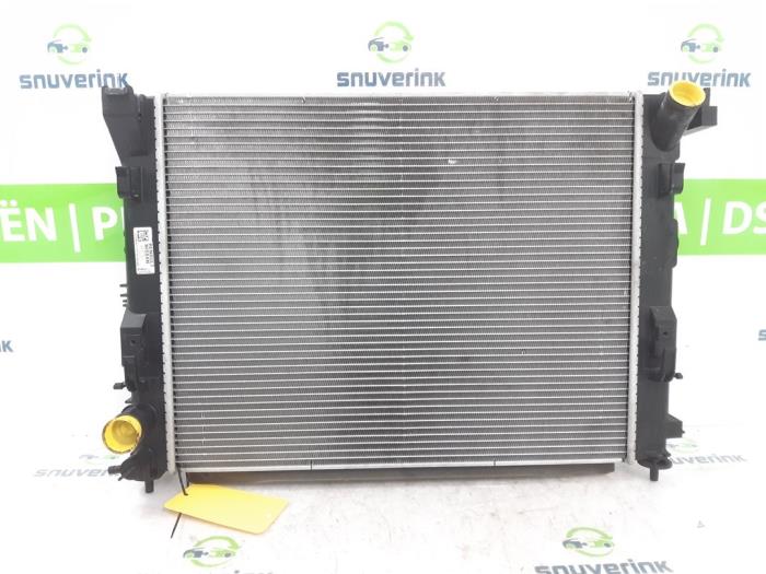 Usagé Radiateur Renault Captur II (RJB) 1.3 Mild Hybrid 140, TCe 140 16V Prix € 181,50 Prix TTC proposé par Snuverink Autodemontage