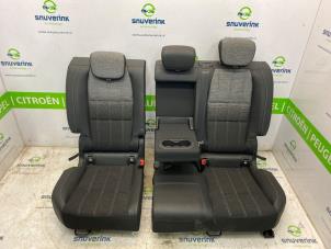 Używane Kanapa tylna Renault Austral 1.2 E-Tech Full Hybrid 200 Cena € 544,48 Z VAT oferowane przez Snuverink Autodemontage