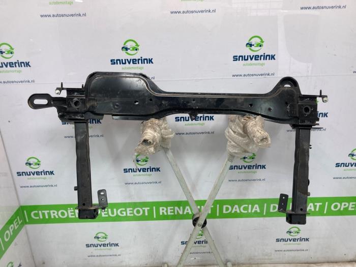 Usados Subchasis Renault Kangoo Express (RFK) 1.5 Blue dCi 75 Precio € 235,95 IVA incluido ofrecido por Snuverink Autodemontage