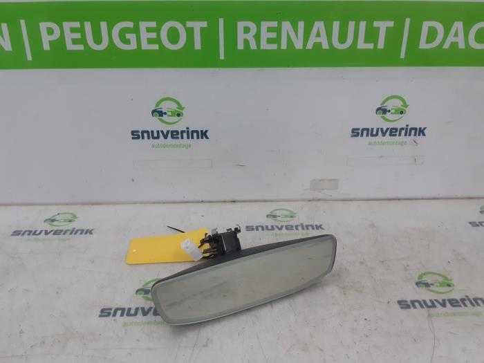 Używane Lusterko wewnetrzne Renault Austral 1.2 E-Tech Full Hybrid 200 Cena € 103,46 Z VAT oferowane przez Snuverink Autodemontage