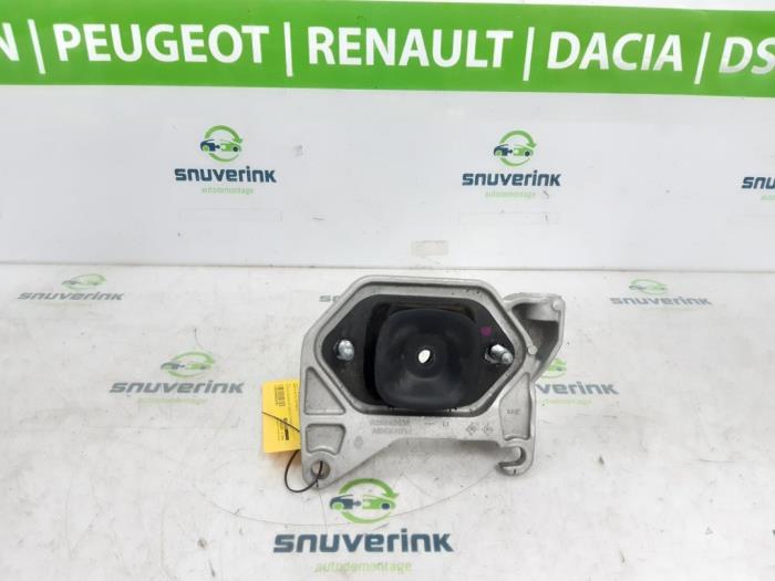 Used Engine mount Renault Austral 1.2 E-Tech Full Hybrid 200 Price € 81,68 Inclusive VAT offered by Snuverink Autodemontage