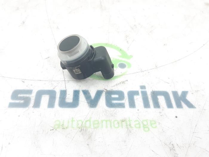 Usados Sensor PDC Renault Austral 1.2 E-Tech Hybrid 200 Precio € 48,40 IVA incluido ofrecido por Snuverink Autodemontage